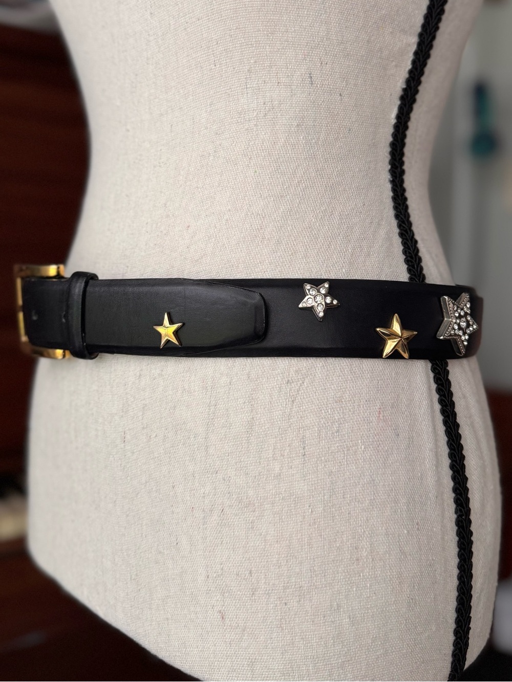 VTG Carlisle Black Leather Star Studded Belt S Gold Buckle Celestial 90’s Punk - Picture 5 of 16